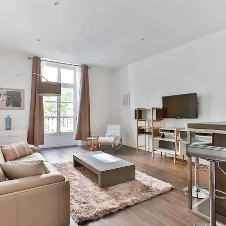 Luckey Homes- Rue Beranger Parigi